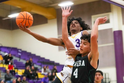 Tigers varsity hoopsters on a roll and improve to 13-6 after slow start due to football playoffs. Lemoore takes on WYL rival Tulare Western Friday night Lemoore's Kobe Green eyes the basket in Wednesday night win over league rival Dinuba.